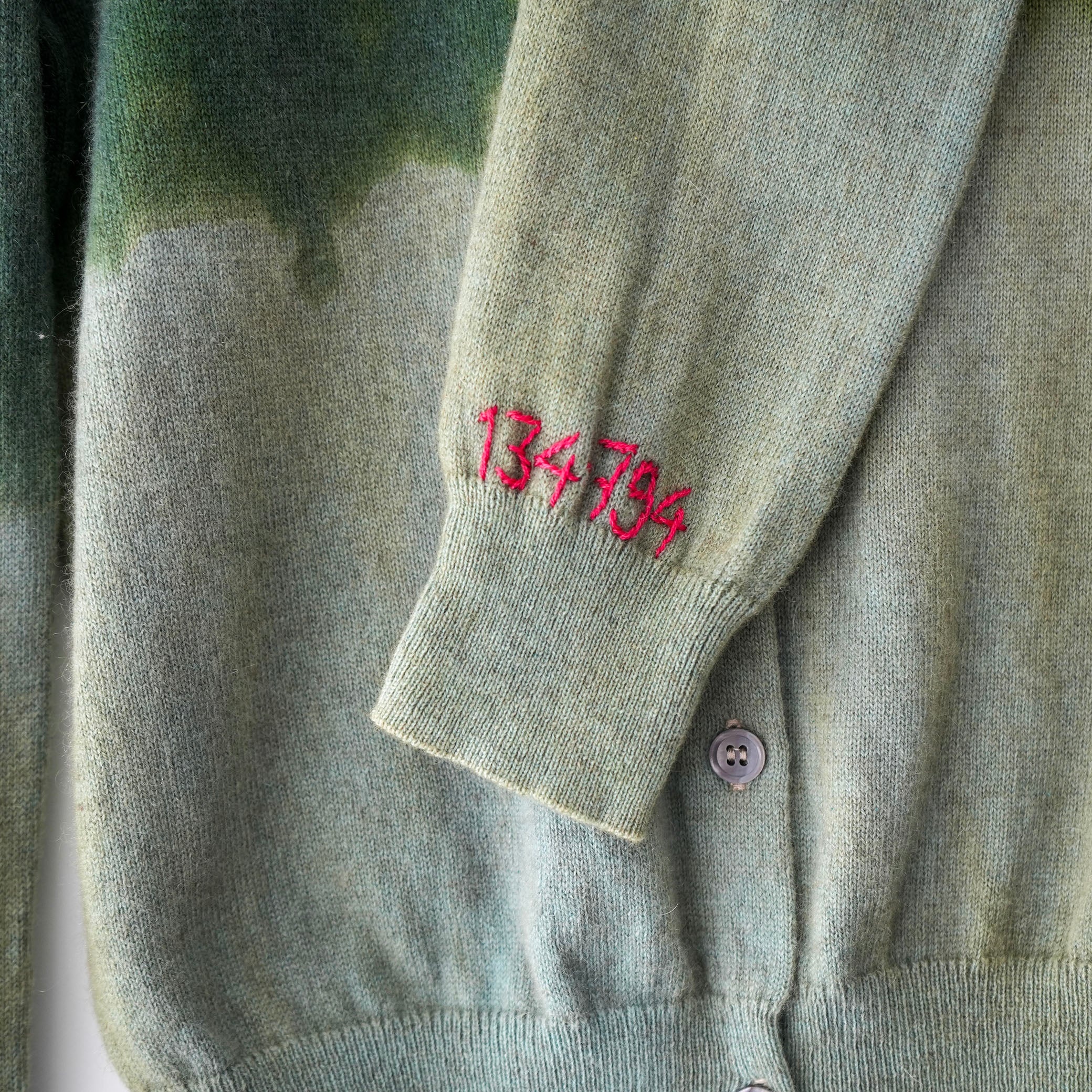 CAIA CARDIGAN 28 — detalle