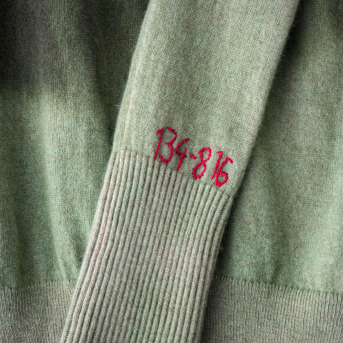 NAIA CREW 10 — detalle