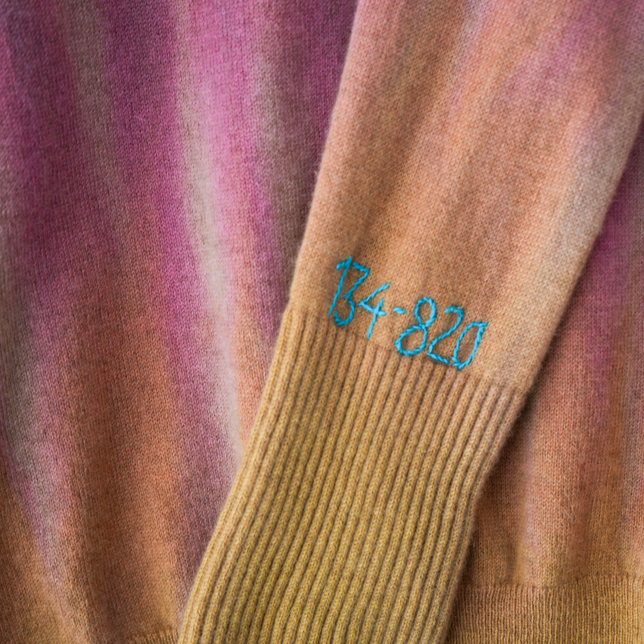 NAIA CREW 14 — detalle